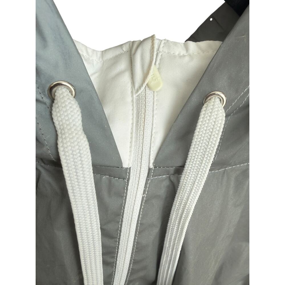 FILA Metallic Windbreaker Jacket Gray White Colorblock Hooded Techwear XL - Picture 10 of 10